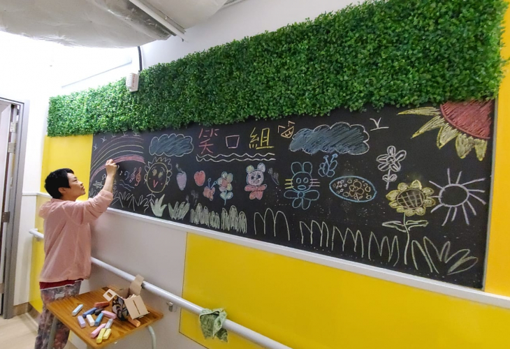 新中心走廊可展示會員的藝術作品